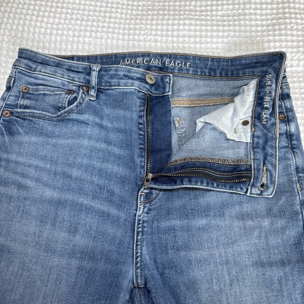 American Eagle Super High Rise Flare Jeans Womens Sz 12 Tall Medium Blue EUC - Picture 2 of 12